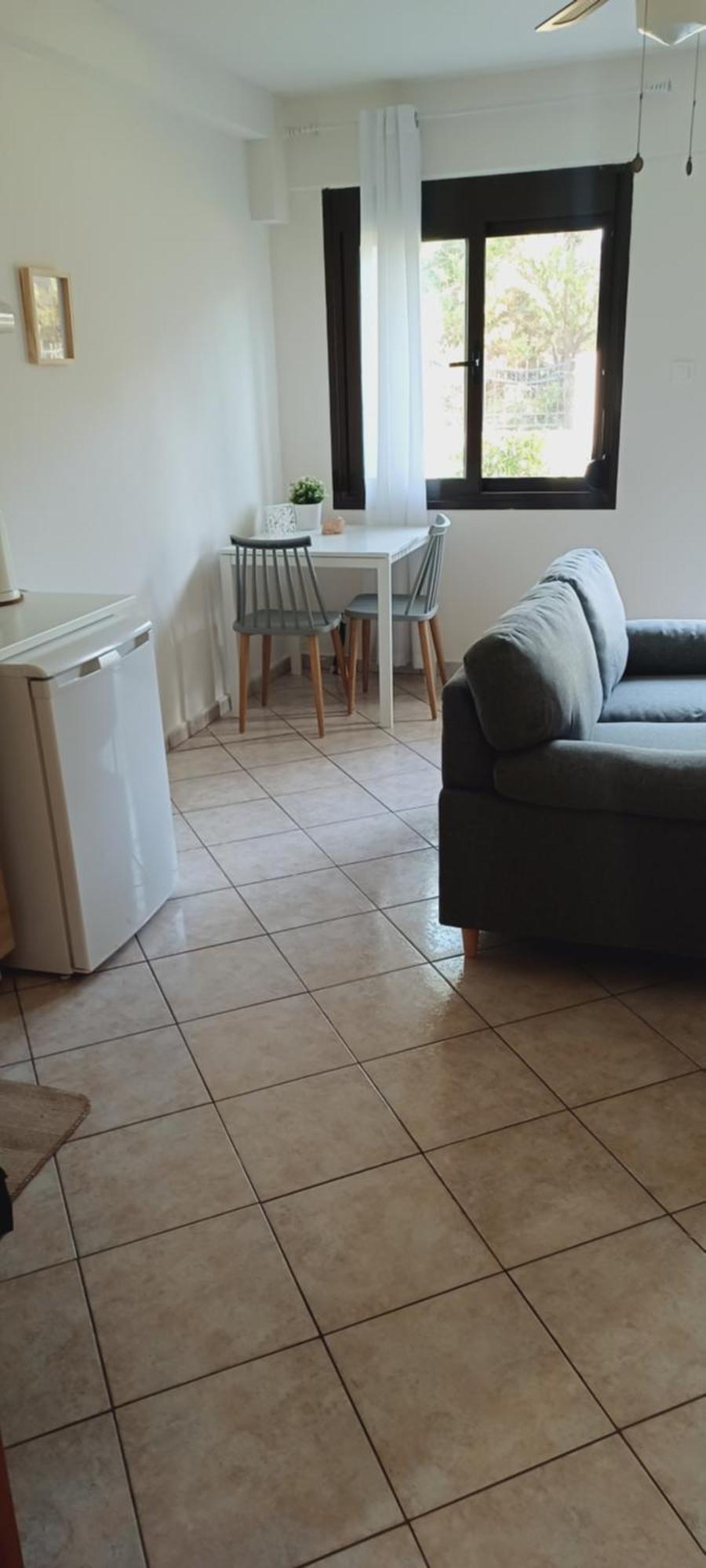 Simplicity At Iris Accommodation Pszakúdia Kültér fotó